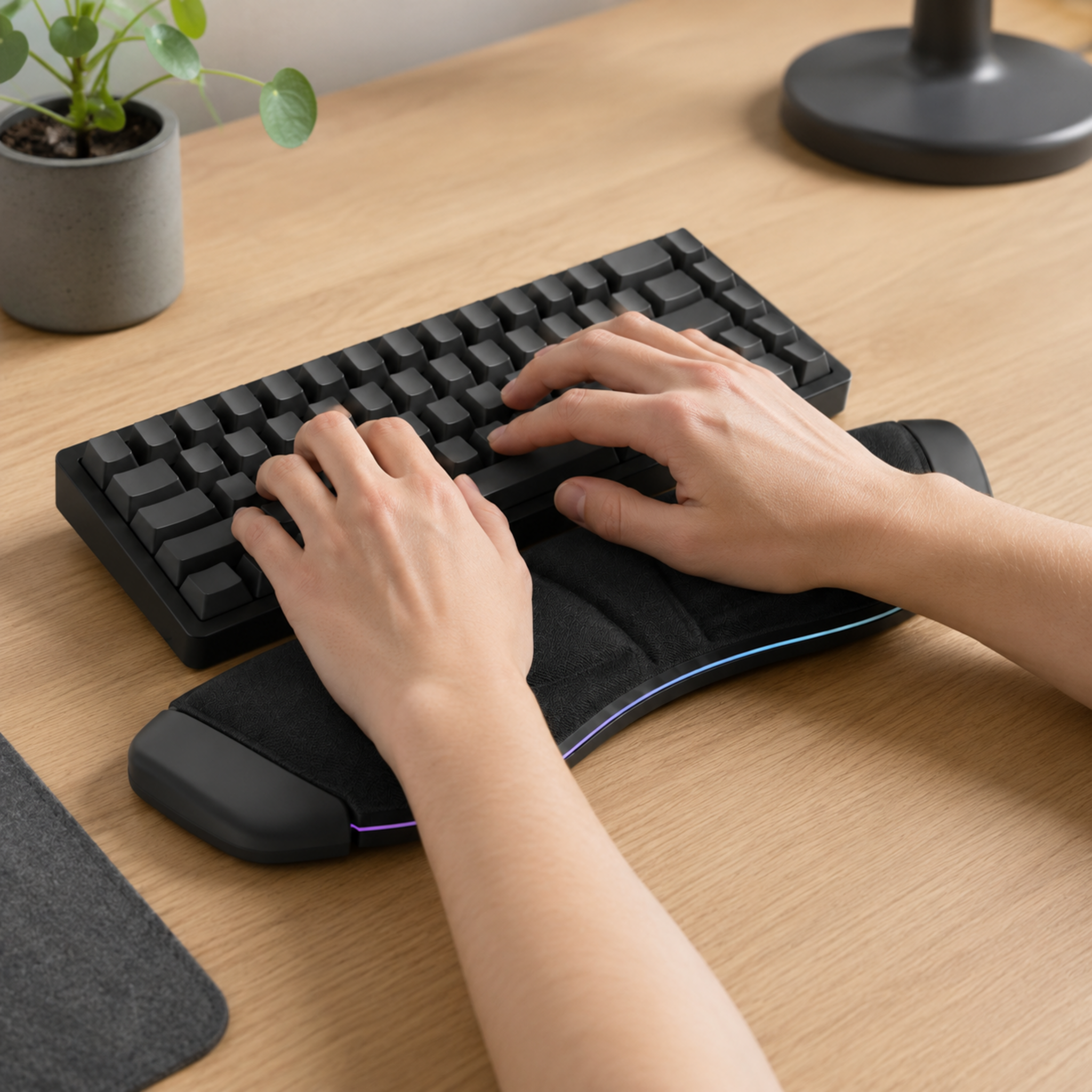EclipseRest Contoured Keyboard Wrist Rest